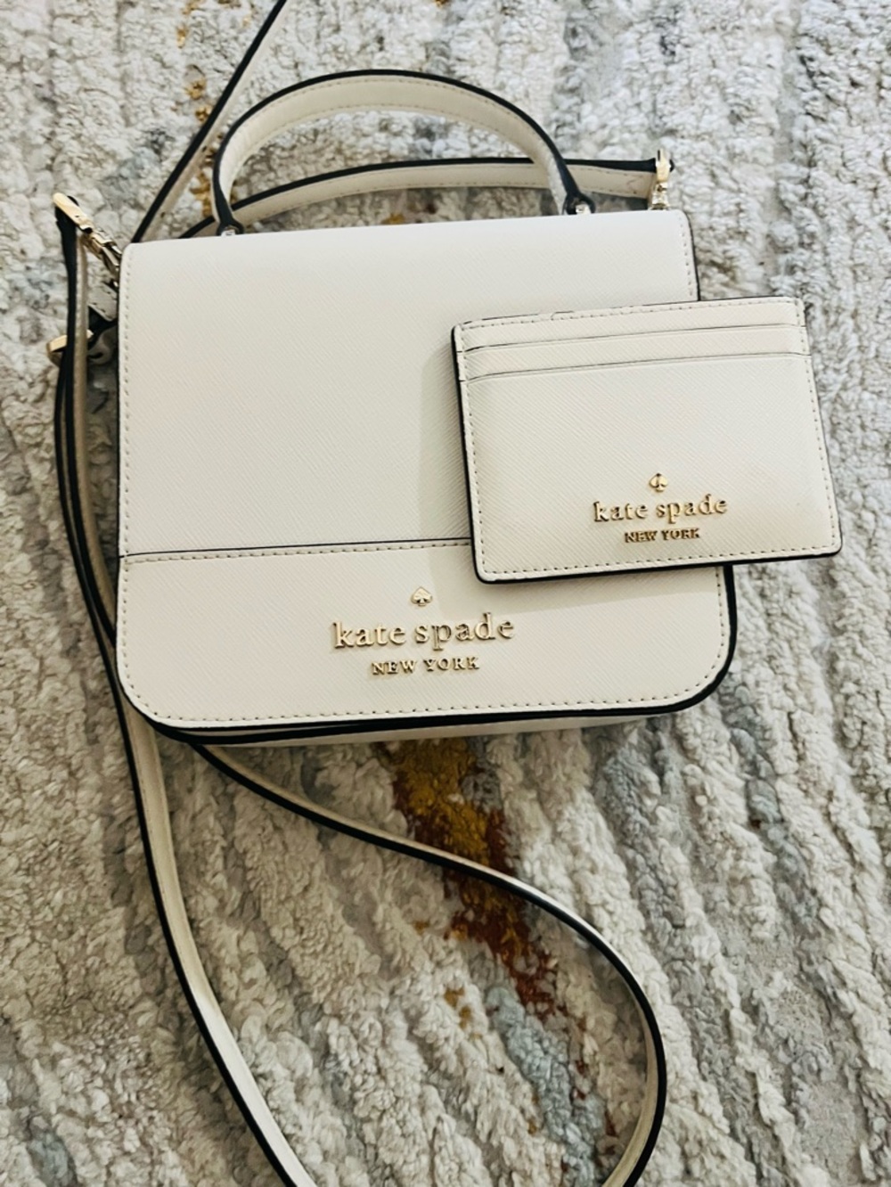 kate spade STACI SQUARE crossbody Retail $299 PLUS Cardcase.   EUC